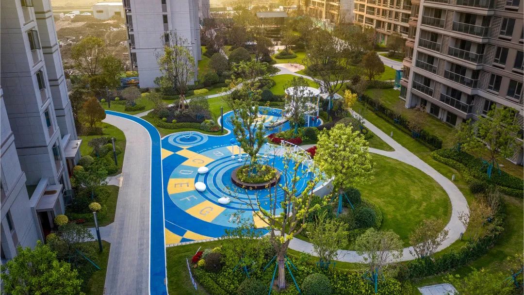 1673857945482451D4h8.jpg 640.jpg